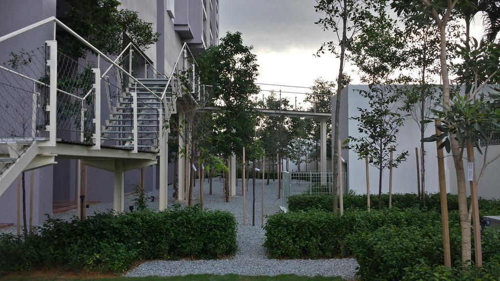 Getaway Residence At Cyber Dzsaja Kültér fotó